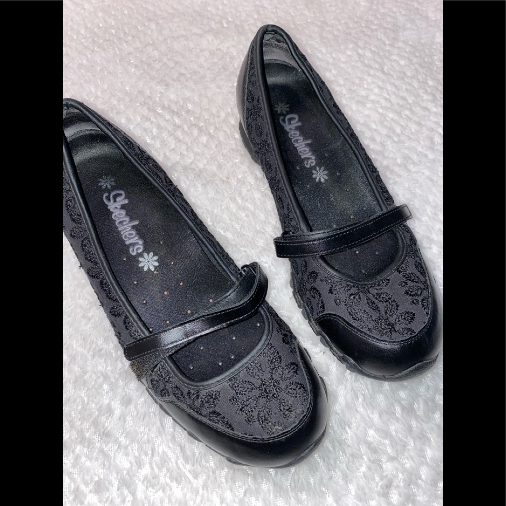 Black Lace Design Skechers Mary Jane US 6.5
